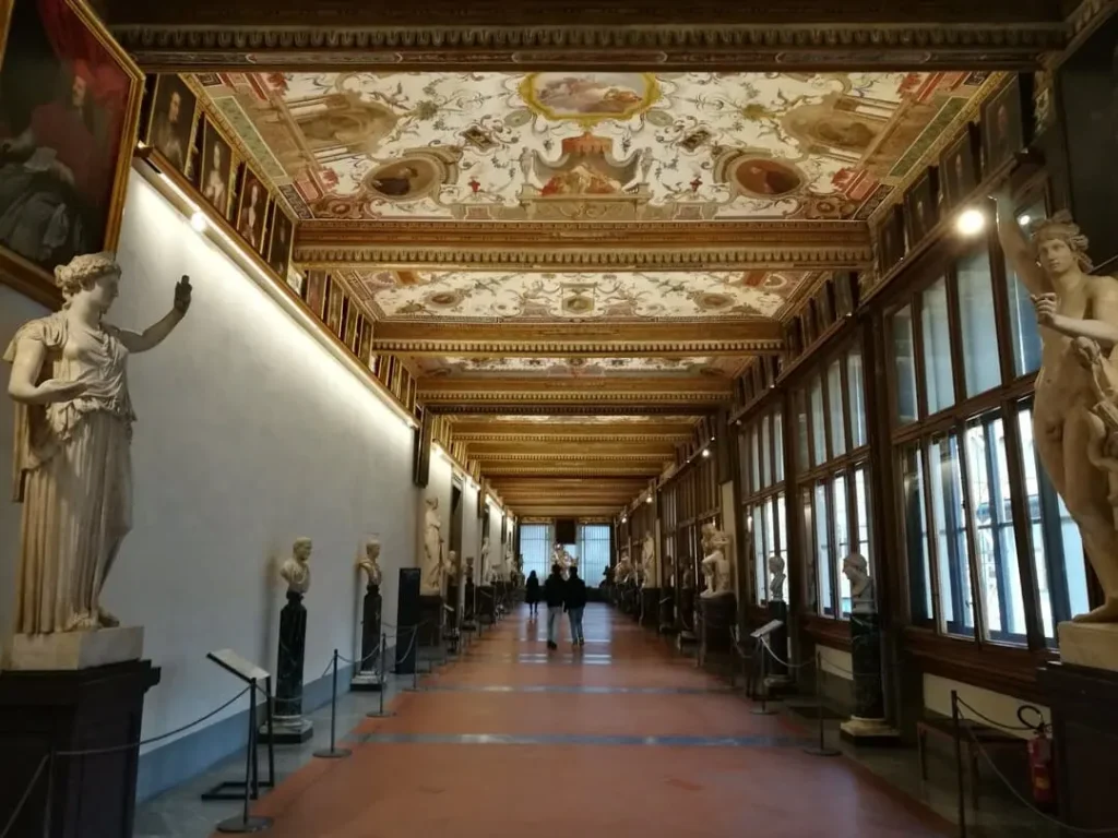 Semi-private tour of the Uffizi Gallery 1 Uffizi