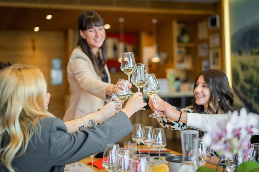 Valdobbiadene: Visita guidata in cantina e degustazione di vini 1 Valdobbiadene wine tasting