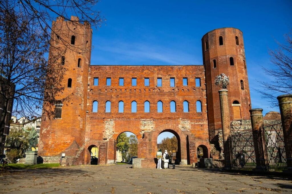 Unusual Turin: 10 Hidden Gems to Discover in the City 6 porte palatine