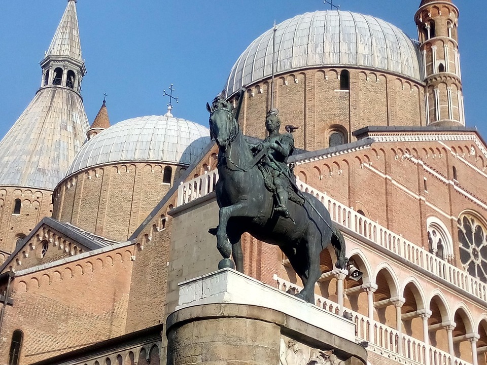 Cosa fare a Novembre in Italia 5 Monumento al Gattamelata